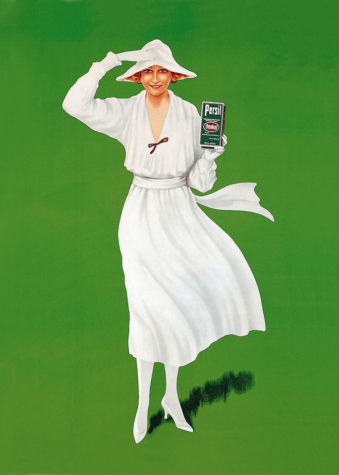 1922: An advertising icon is born – the White Lady.